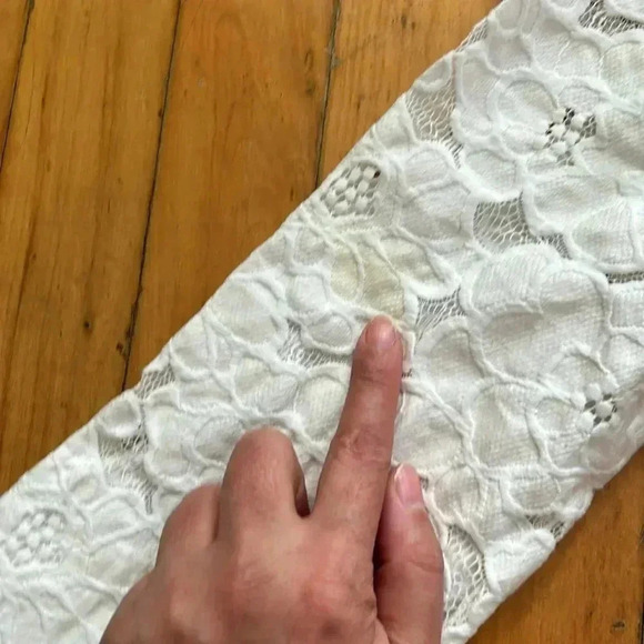 Tara Jarmon ivory lined flower lace  dress - Picture 4 of 7